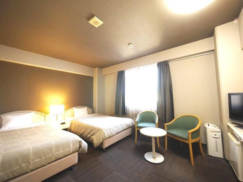 Hotel Route-Inn Kitamatsudo Ekimae Екстериор снимка